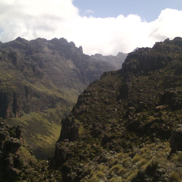 mount-kenya-summit-circuit-naru-moru-chogoria-route